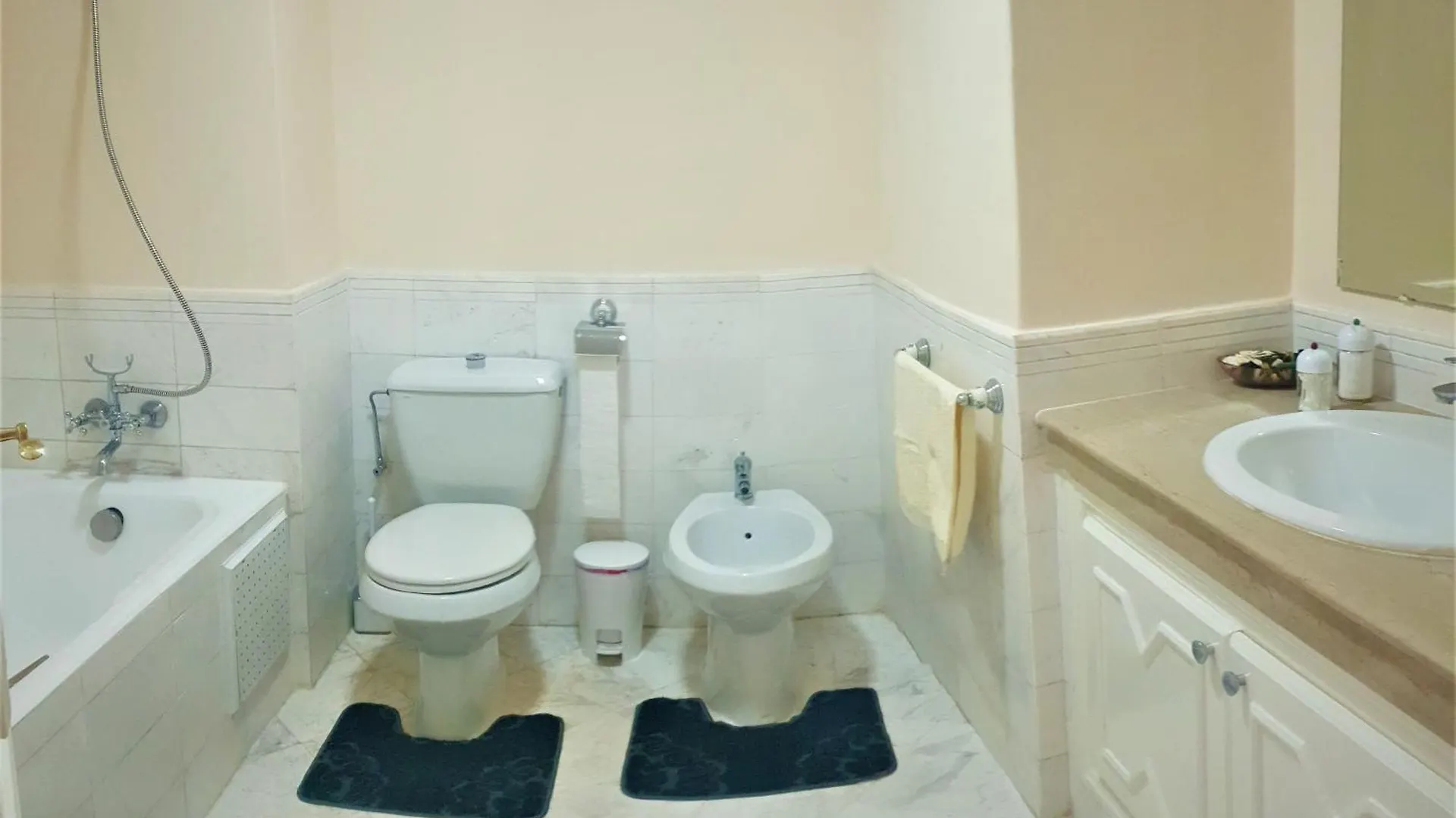 Apartment ☆Hivernage☆ Charming , Spacious & Bright With Pool Marrakesh